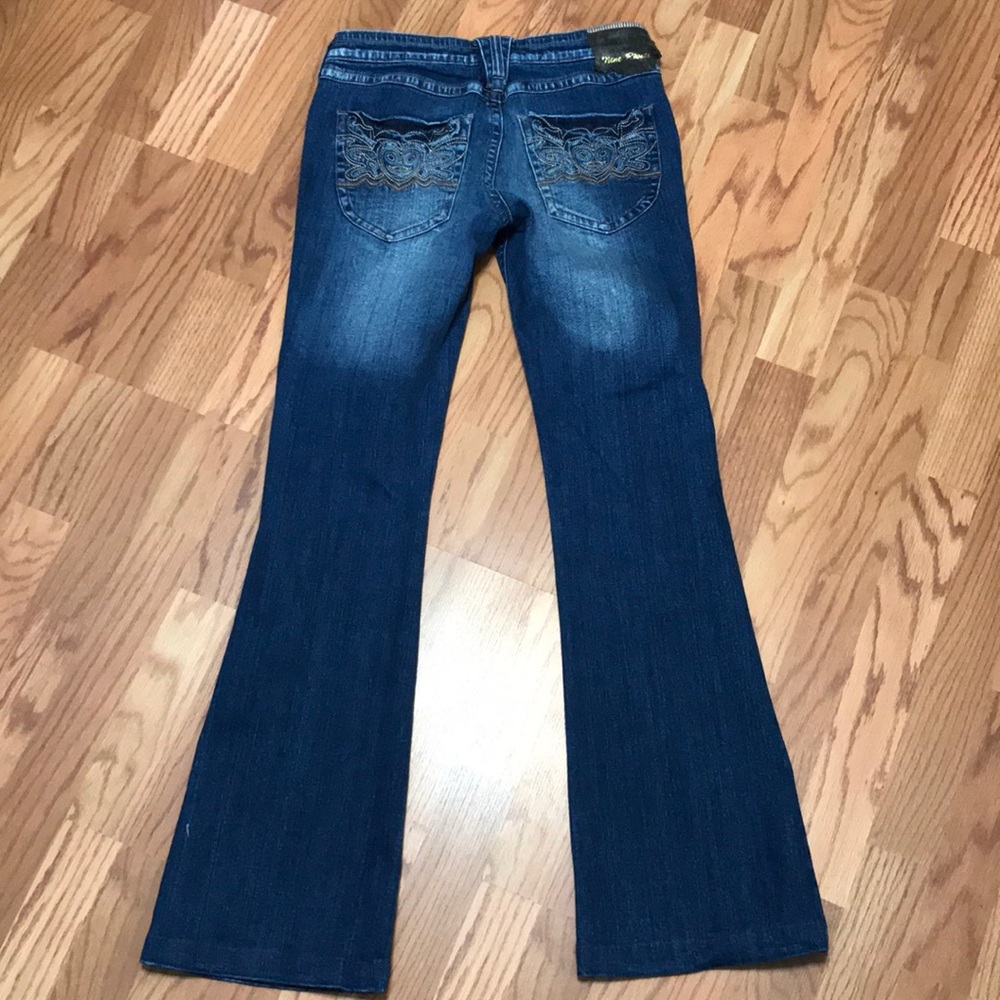 Nine Rivets Jeans - Picture 2 of 8
